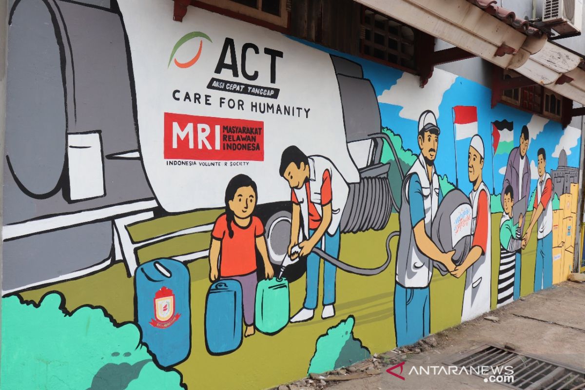 ACT ajak warga peduli Palestina lewat mural