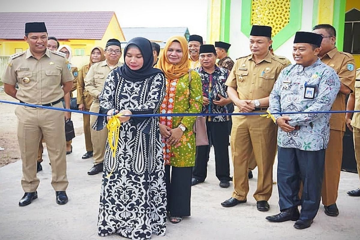 Bupati Lamandau imbau warga waspada produk kedaluwarsa