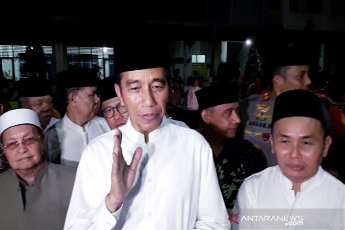 President Jokowi review Central Kalimantan by air and land tomorrow