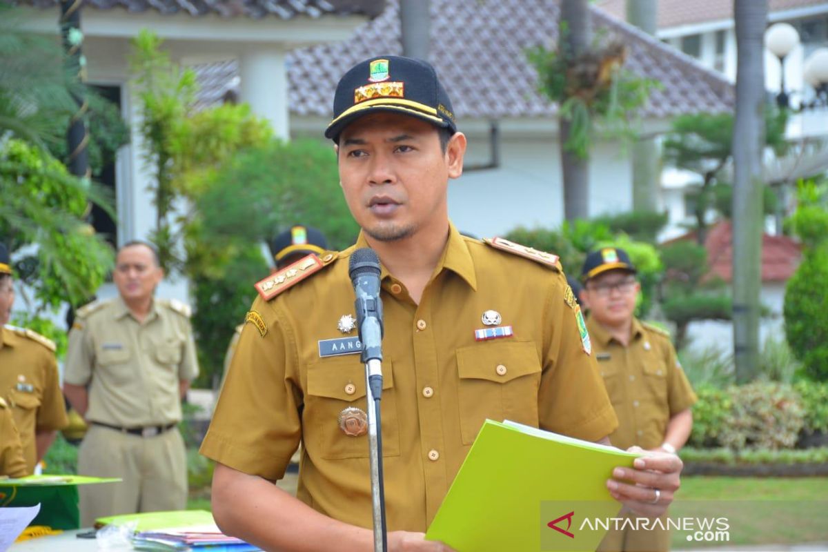 ASN Karawang masuk kerja lebih siang selama Ramadhan