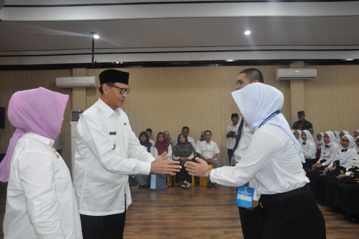 Gubernur Banten: tanamkan integritas dan anti korupsi CASN Banten