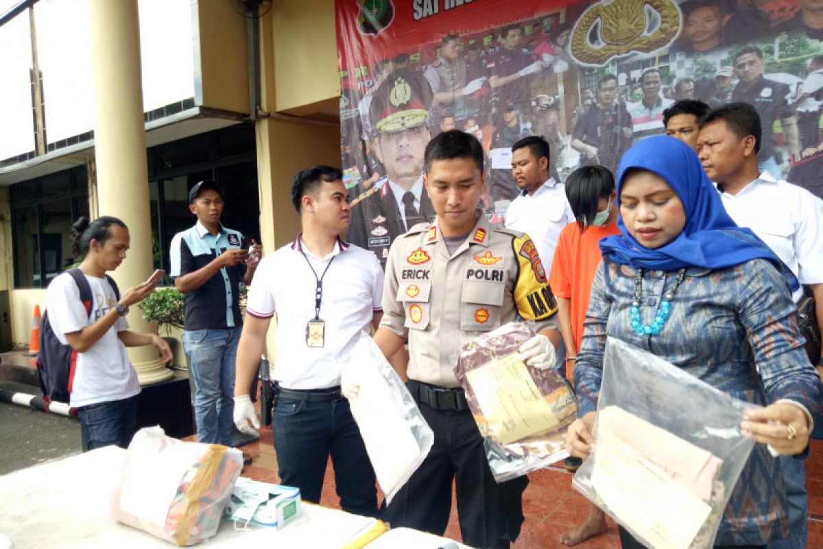 Polisi otopsi jasad bayi yang dibunuh ayah kandung