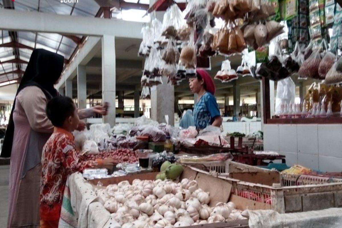 Harga bawang putih tembus Rp100.000/kilogram di Kalimantan Timur