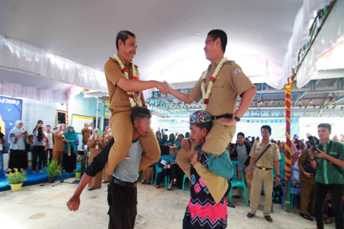 Tim provinsi  mulai nilai Desa Pantai Hambawang