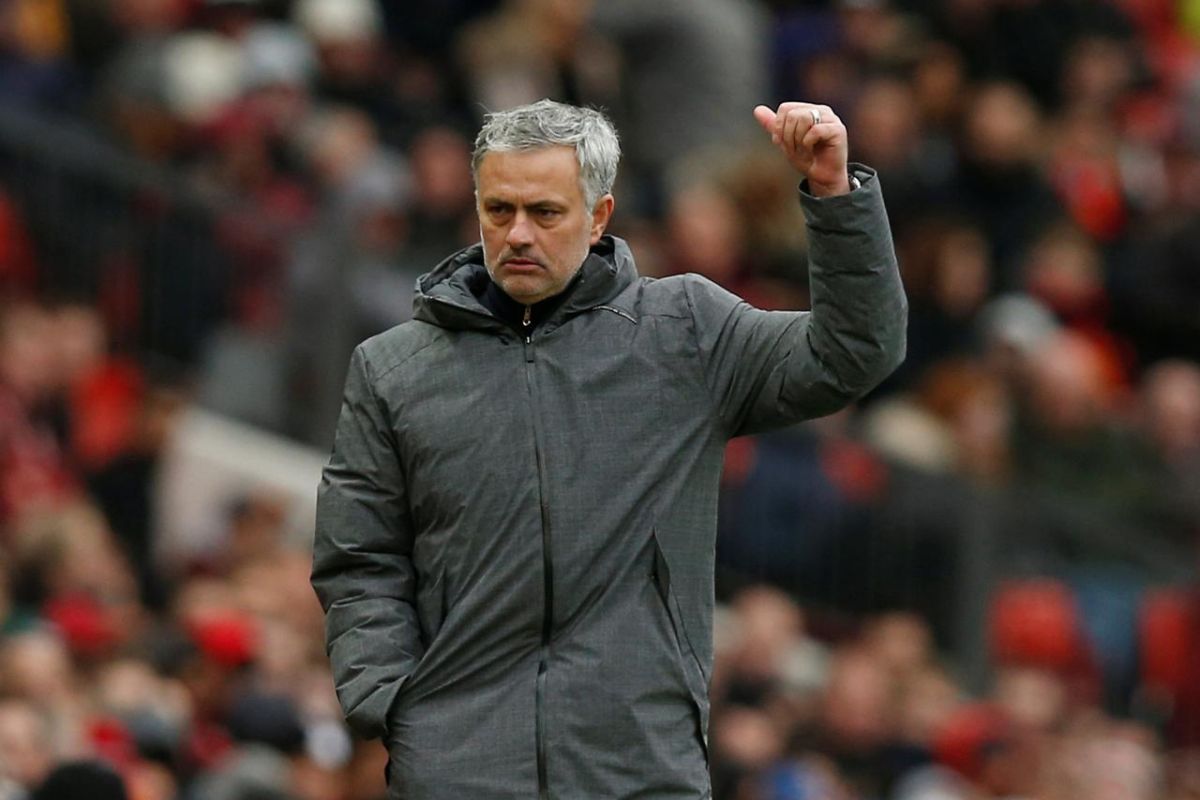 Jose Mourinho tolak latih Lyon