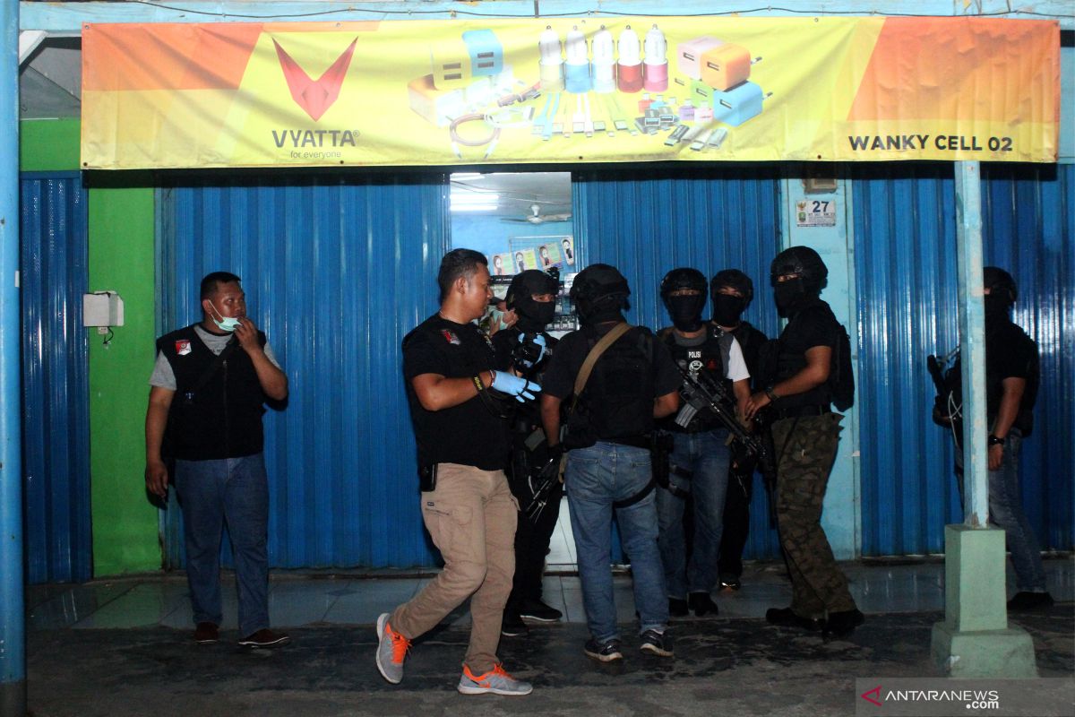 Terduga teroris ditangkap di Bekasi ada dua  orang
