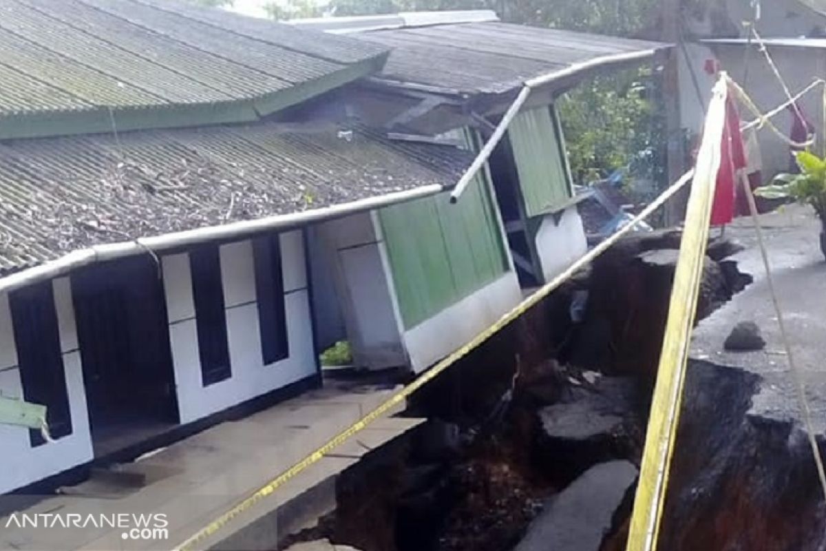 Puluhan bencana melanda Sukabumi sepanjang April