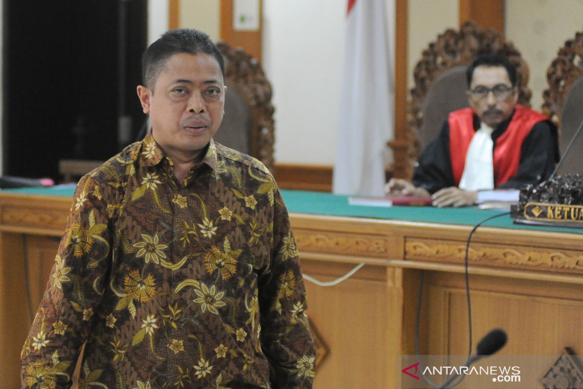 Tiga terdakwa korupsi instalasi biogas divonis satu tahun