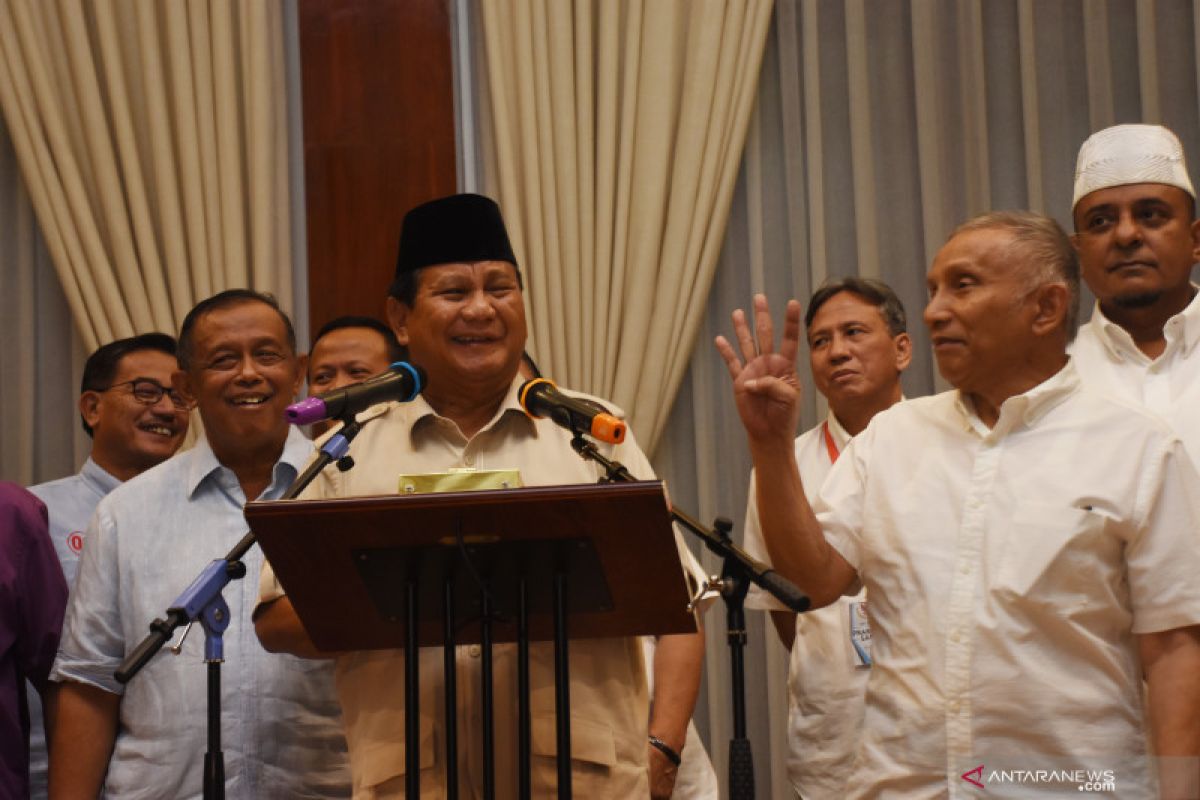 Prabowo meminta pihak berwajib mengusut atas meninggalnya anggota KPPS