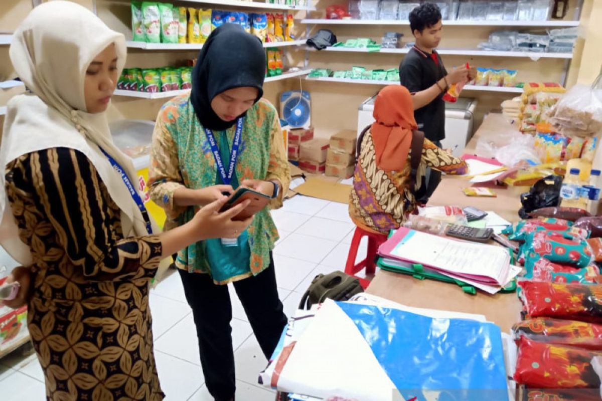 Disperindag Tangerang-Loka POM bersama pantau pedagang makanan