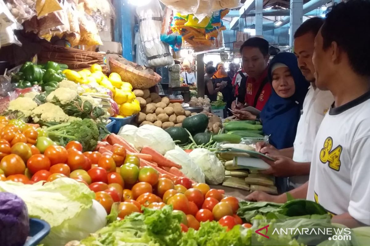 Awal Ramadhan, Satgas Pangan Jember cek harga kebutuhan pokok (Video)