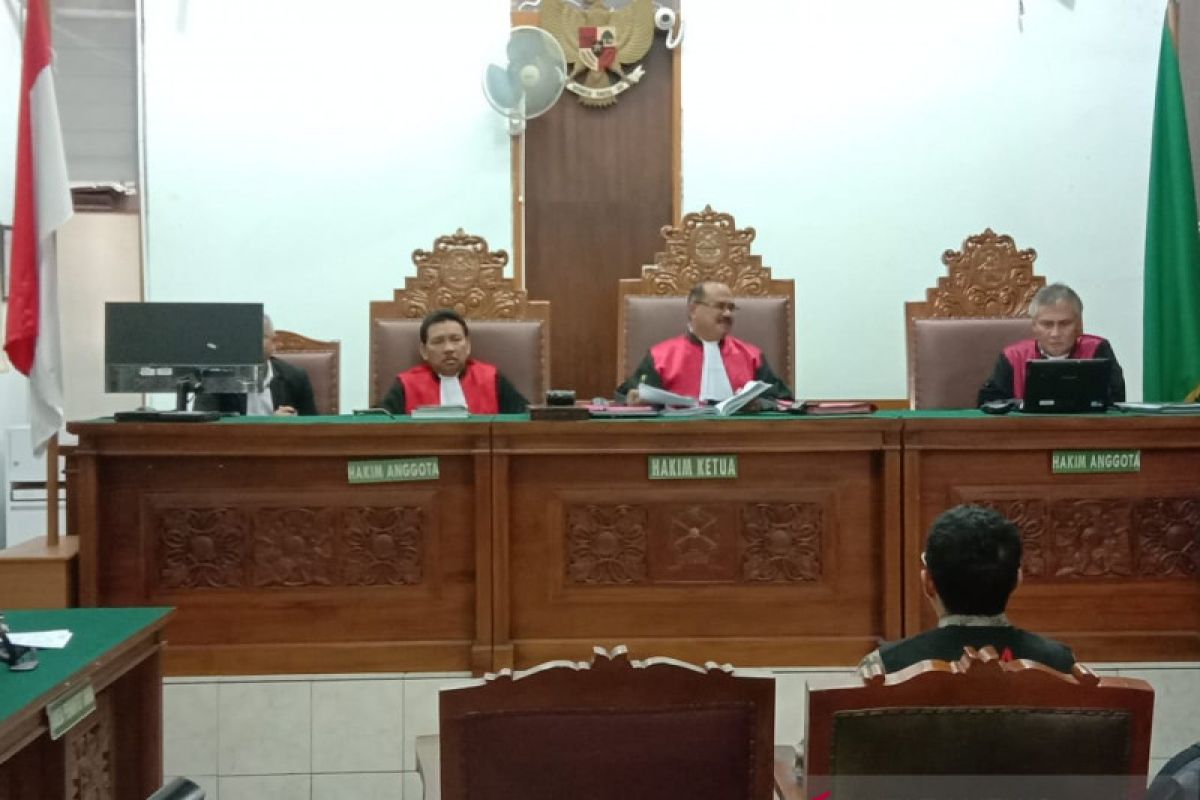 Sidang Jokdri belum juga dimulai