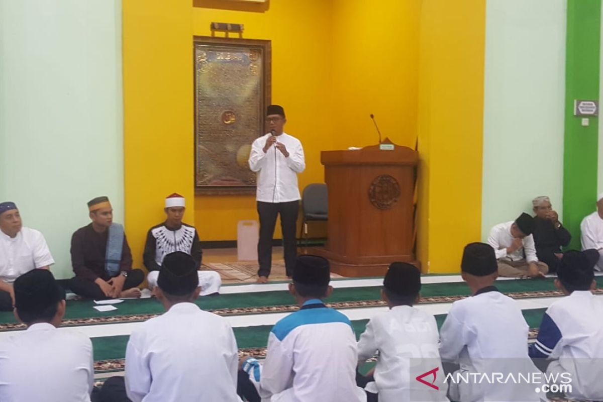 Buka Bersama, Jajaran Dispora Kaltim Sekaligus Santuni Anak Yatim