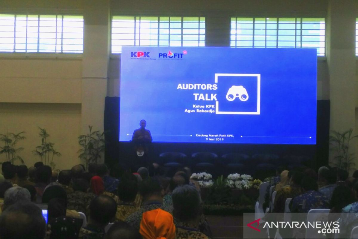 OTT dirut Angkasa Pura II, pemerintah didesak evaluasi perekrutan direksi BUMN