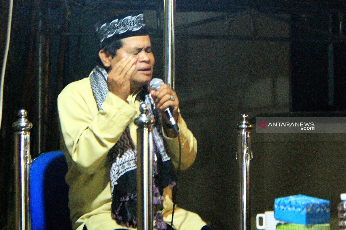 Hamdani Akbar dan dibalik legenda 'Nisan Berlumur Darah'