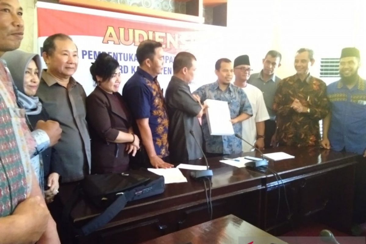 Panitia pemekaran Kabupaten Sambas Utara audiensi ke DPRD