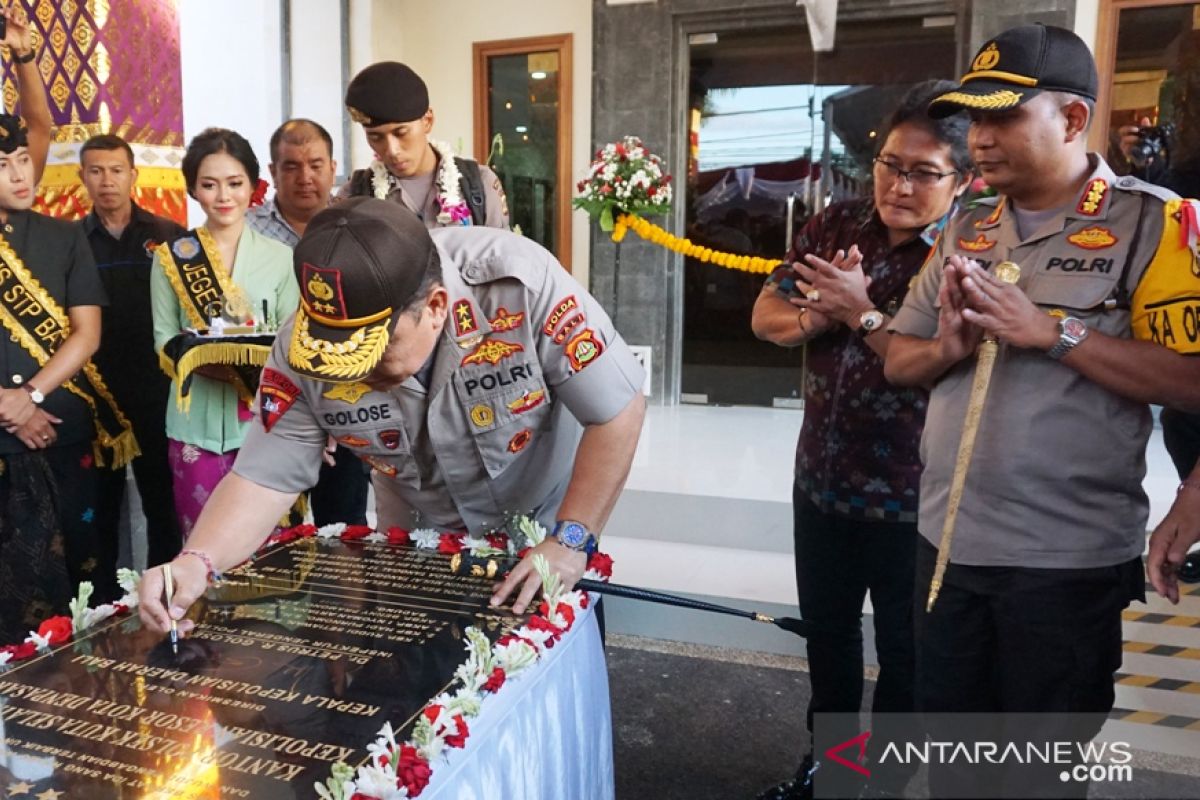Kapolda Bali-Bupati Badung resmikan gedung baru Polsek Kuta Selatan