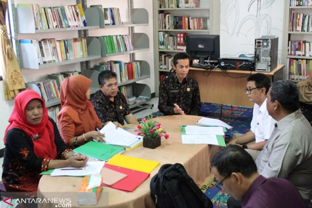 Perpustakaan Silaing Atas wakili Padang Panjang di provinsi