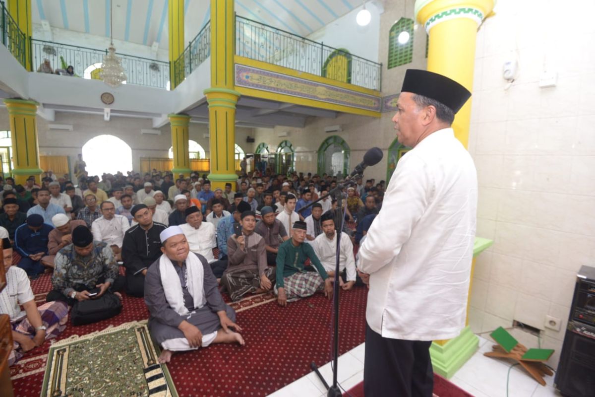 Gubernur Sulsel kenalkan Penjabat Wali Kota Makassar jelang pelantikan