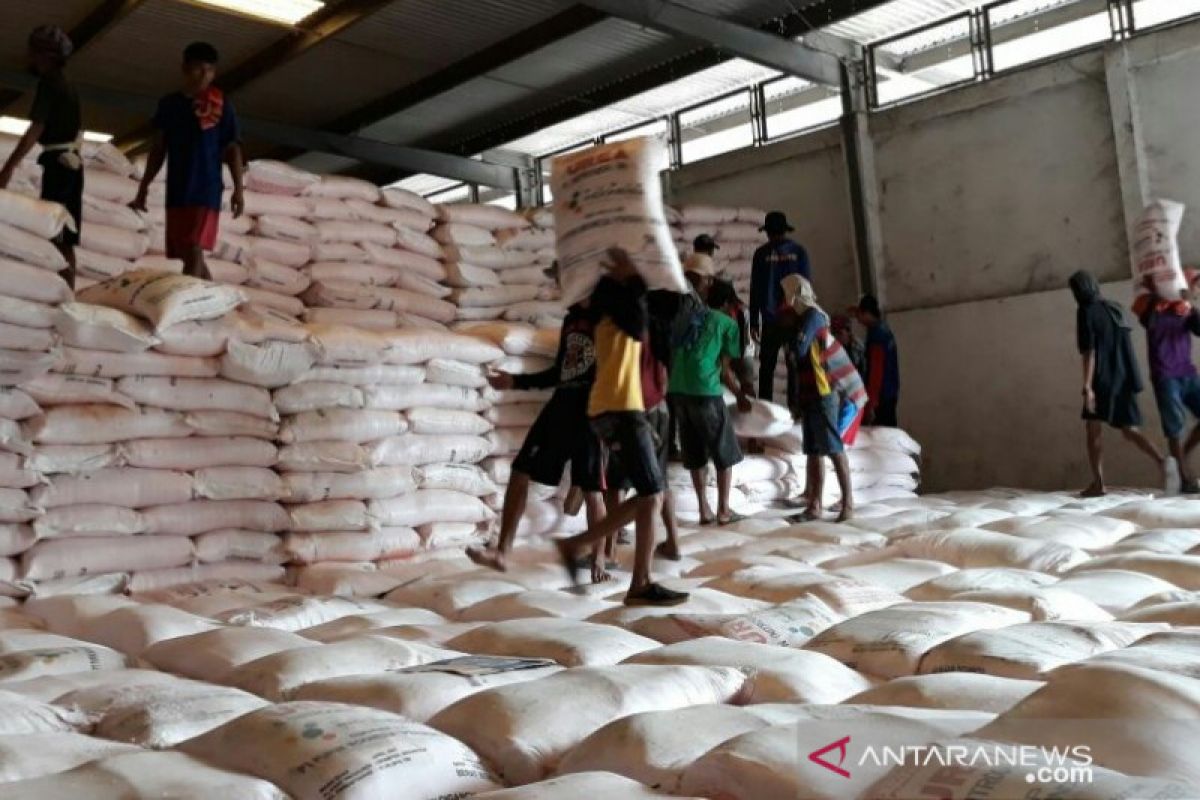 Stok pupuk untuk kebutuhan Jabar dan Banten aman