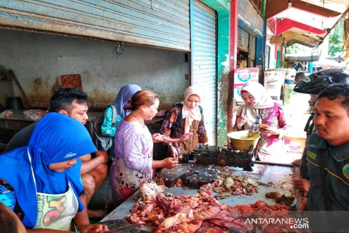 Peredaran pangan hewani di Pekalongan diperketat