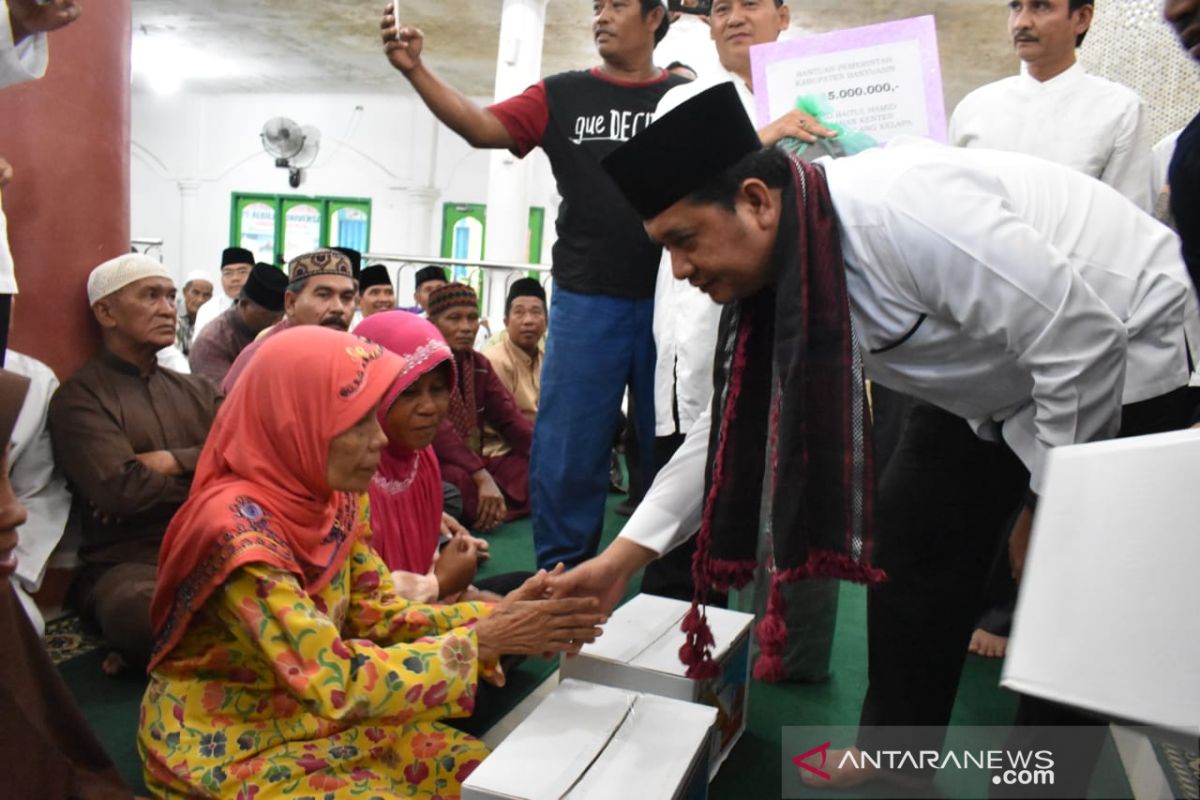 Bupati Banyuasin Safari Ramadhan kunjungi warga