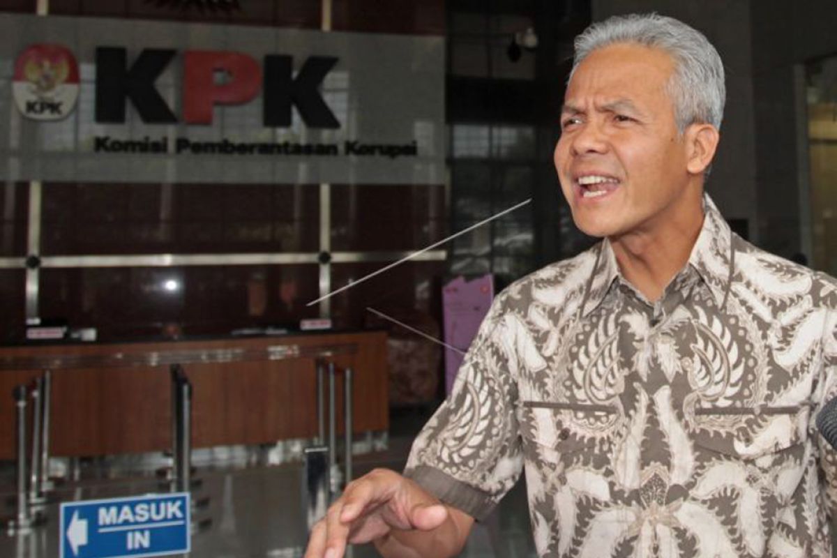 KPK periksa Ganjar Pranowo terkait kasus KTP-e