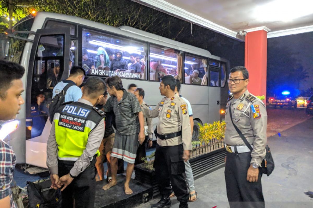 TNI-Polri kawal ketat pemindahan napi Rutan Siak ke Pekanbaru