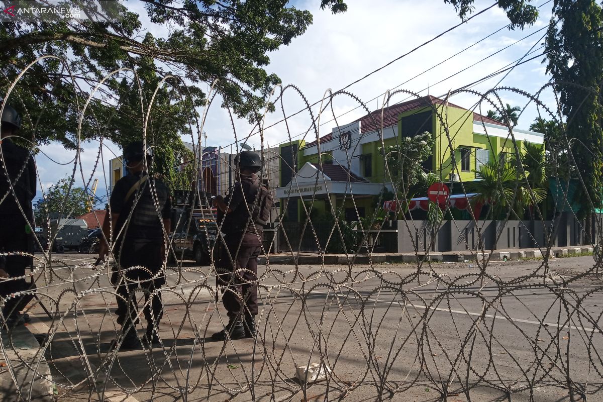 Pengamanan kantor KPU Manokwari diperketat