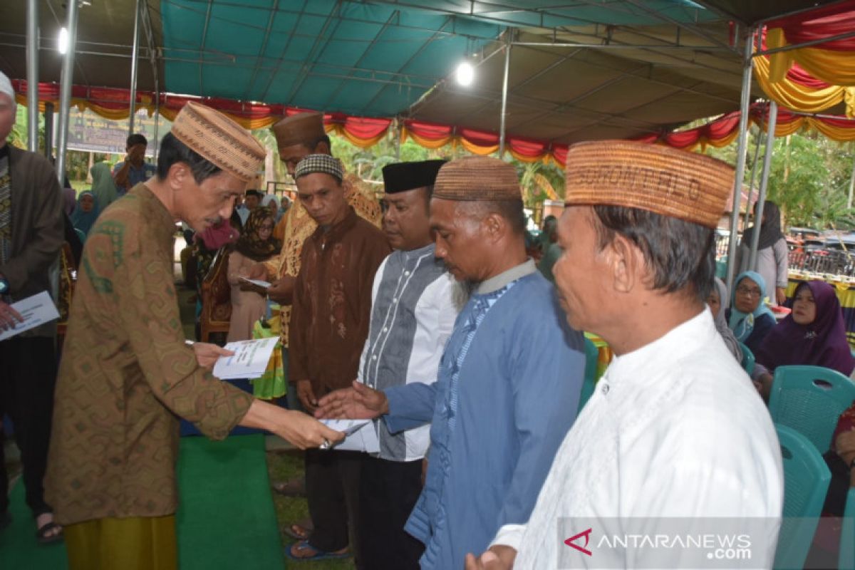 Gelar safari Ramadhan, Pemkab Gorontalo salurkan bantuan untuk masjid