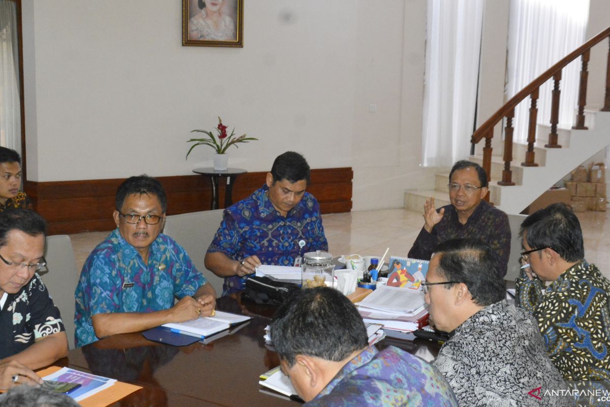 Gubernur Bali inginkan kereta api bernuansa lokal