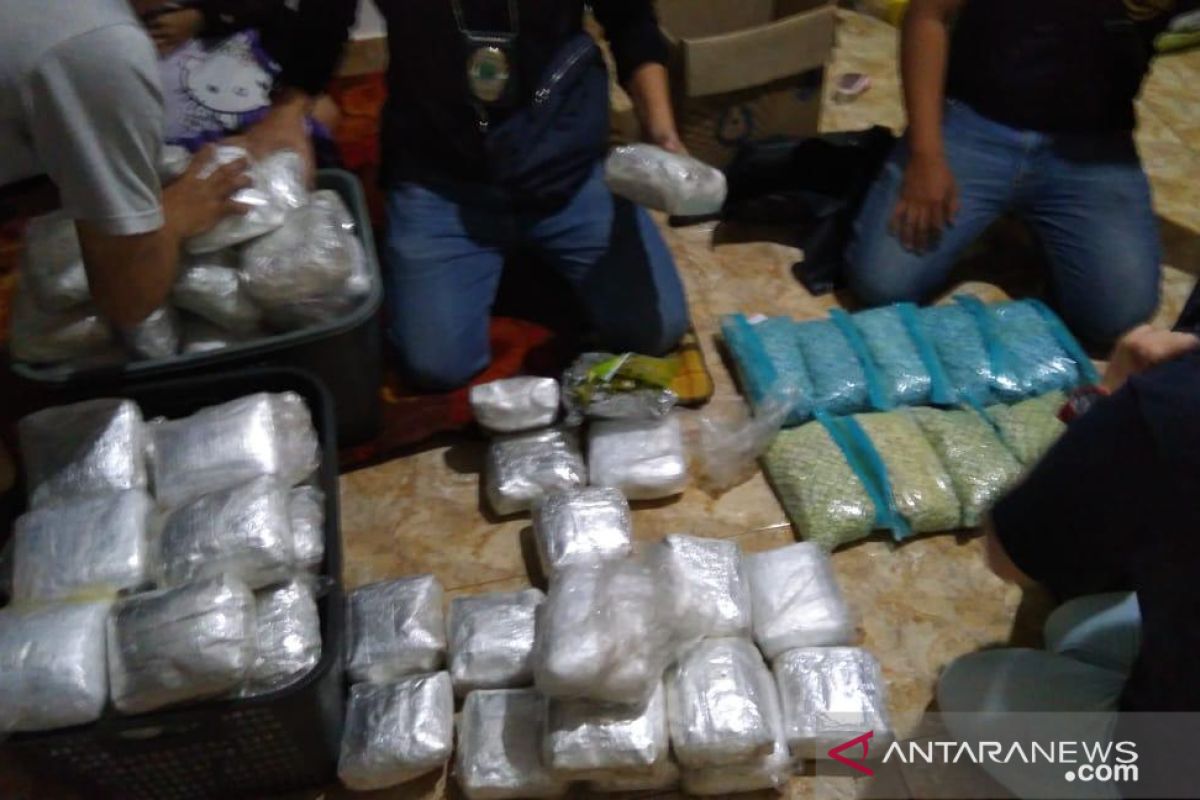 Di Bekasi, BNN amankan 200 kg narkoba dari Malaysia