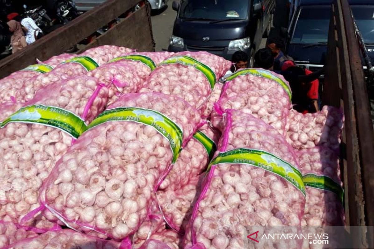 Antisipasi kenaikan harga, Dinperindag Banyumas gelar pasar bawang putih