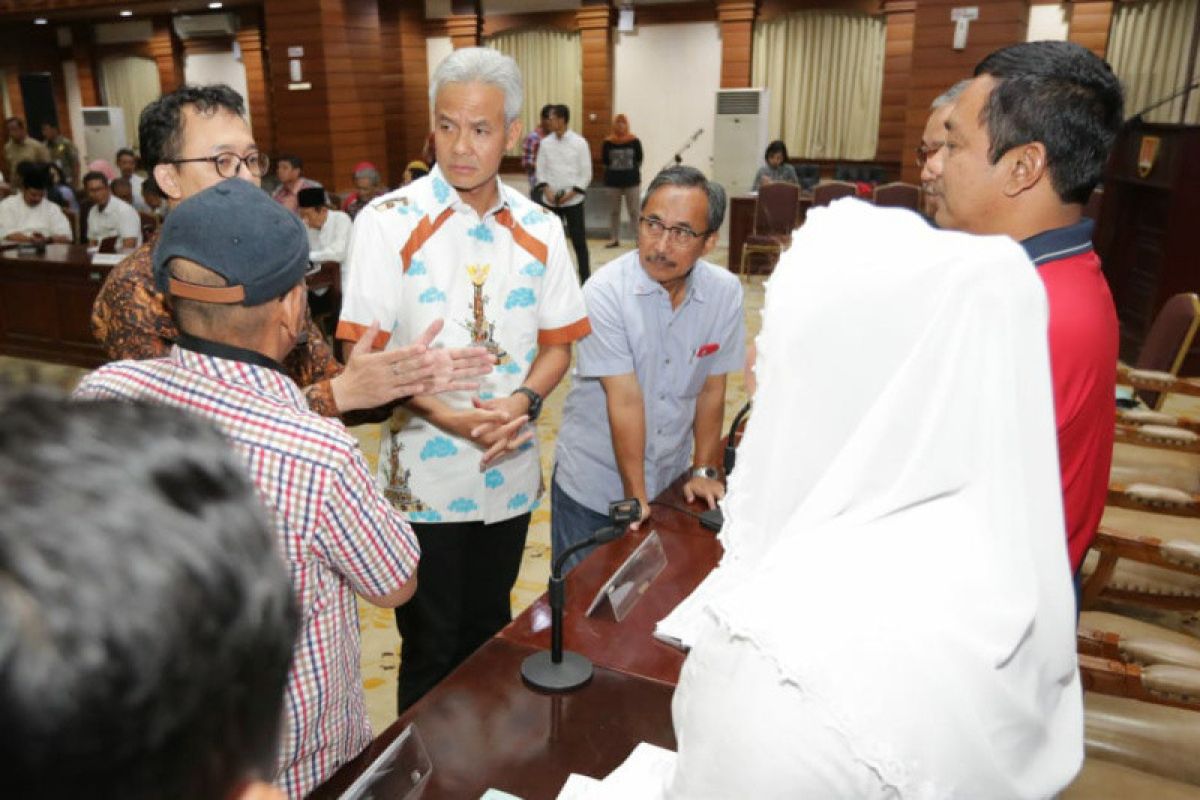 Ganjar mediasi penyelesaian konflik Pemkot Semarang-warga Tambakrejo