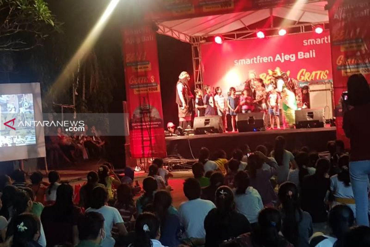 Smartfren dukung gerakan antikantong plastik untuk HUT Gianyar