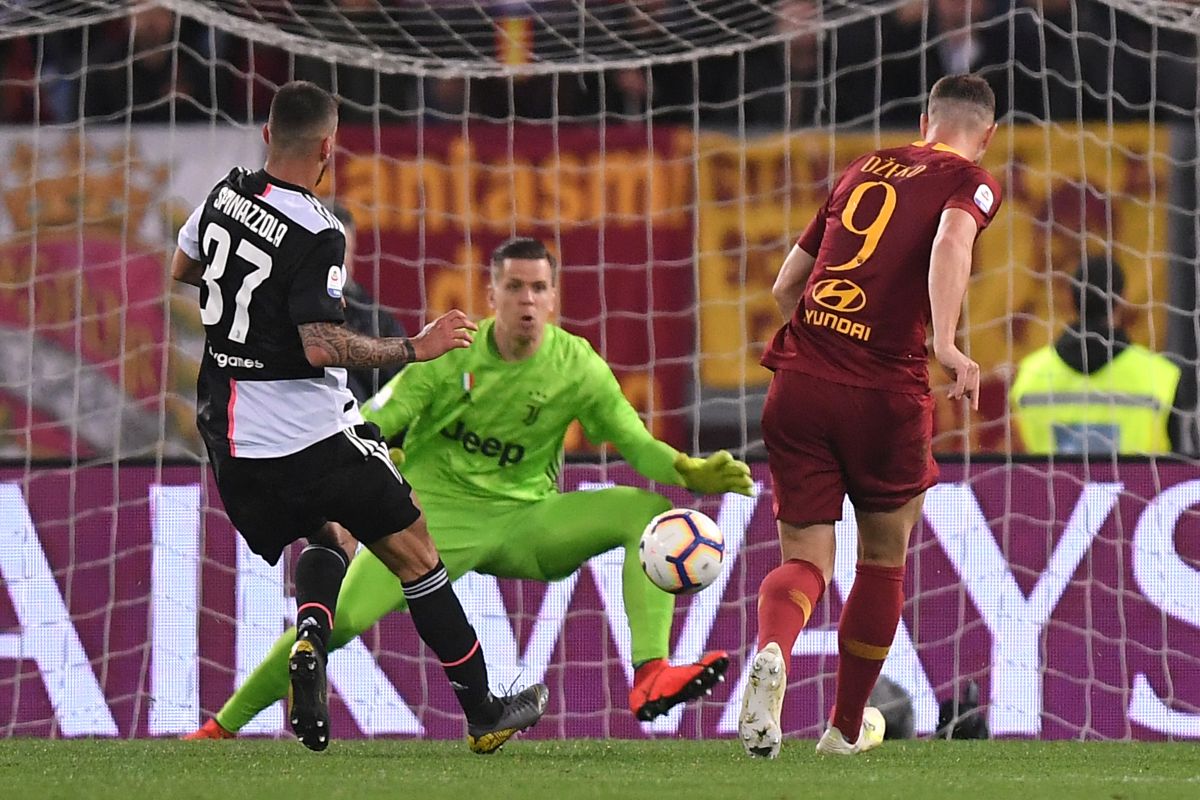 Roma lolos ke Liga Champions setelah bungkam Juventus 2-0