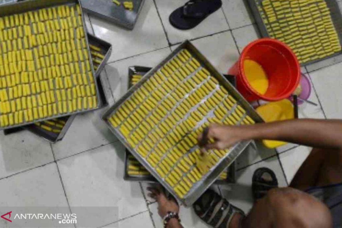 Dinkes Bekasi razia produsen kue kering khas Lebaran