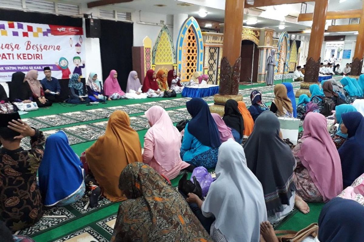 2.000 anak yatim dapat santunan Pemkab Kediri