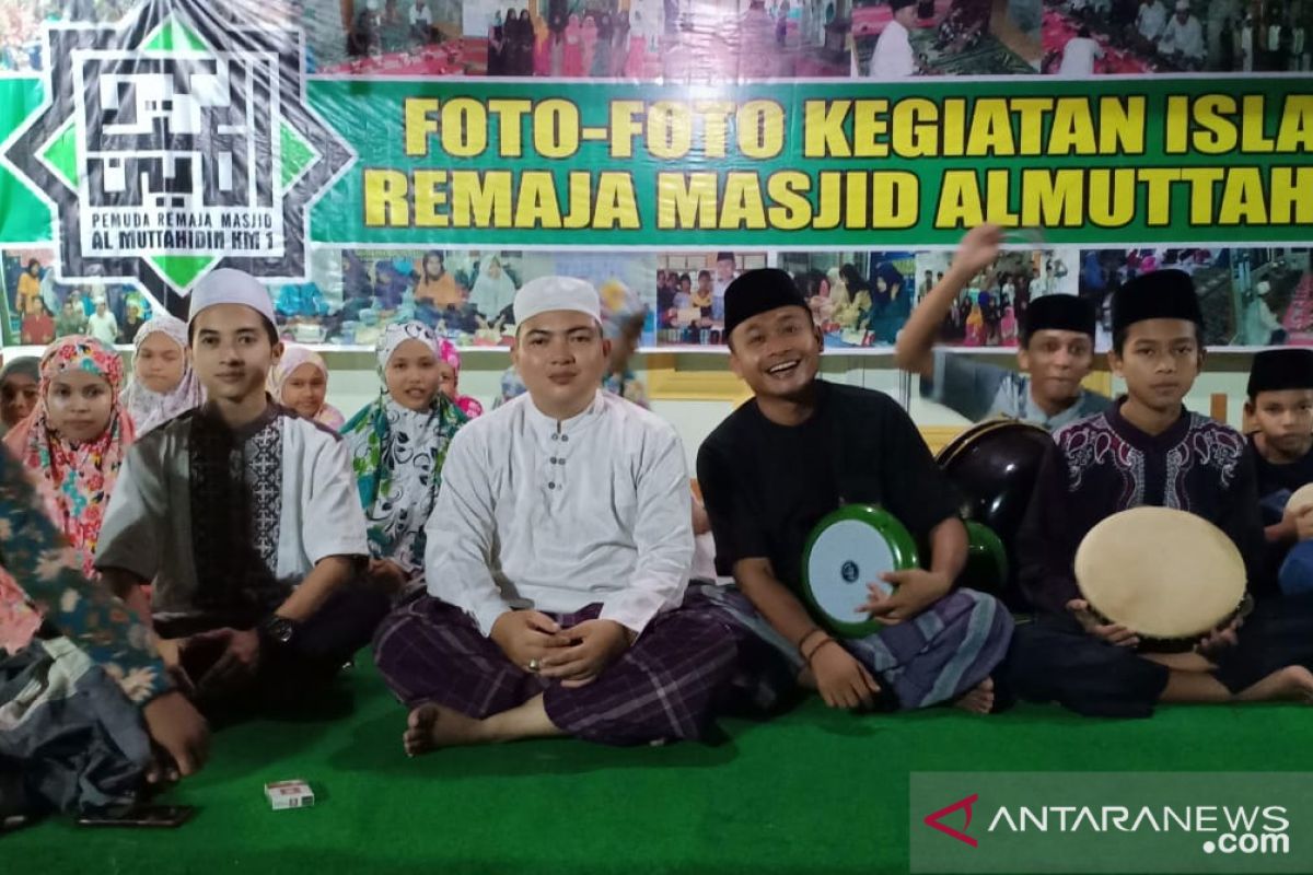 Semarakan Ramadhan, remaja mesjid Al-Muttahiddin Batanghari gelar sekolah hadrah