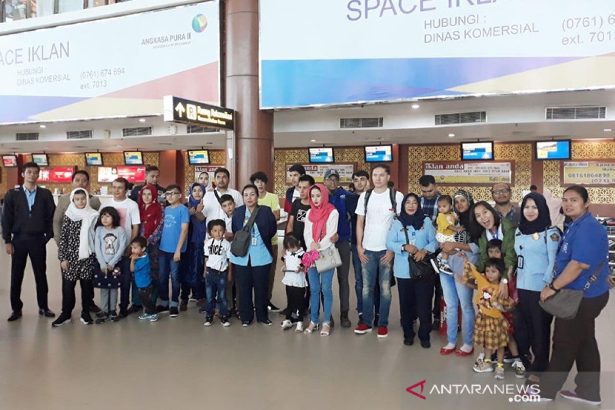 Rudenim Pekanbaru pindahkan 25 pengungsi ke Jakarta