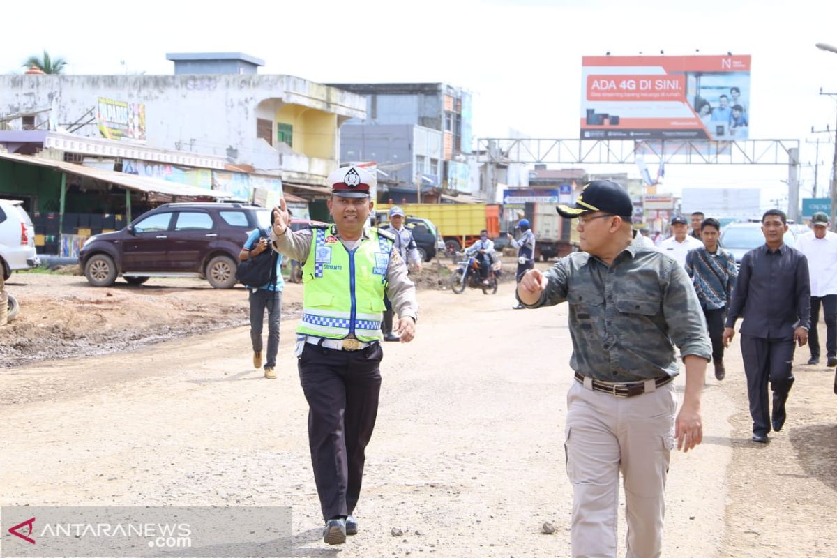 Bupati Muba surati Menteri PUPR terkait kerusakan jalan