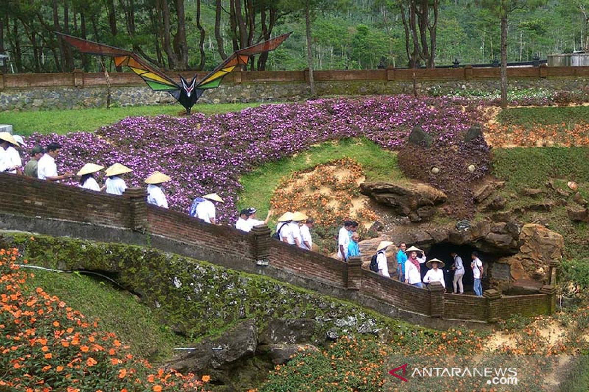 Pemudik jalur Pemalang-Purbalingga disuguhi beragam destinasi wisata