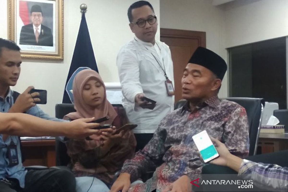 Mendikbud tegaskan pemerintah undang instruktur bukan mengimpor