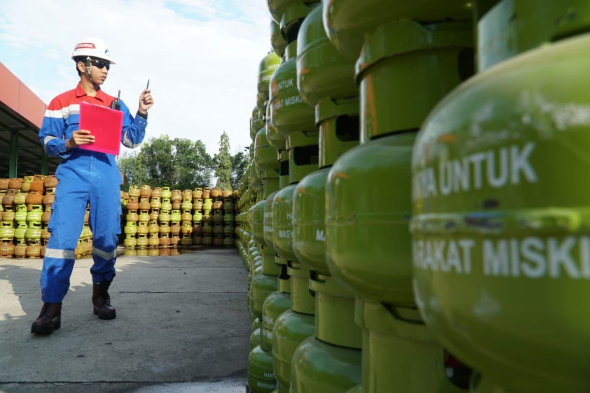 Public should not worry over subsidized LPG supplies: Pertamina