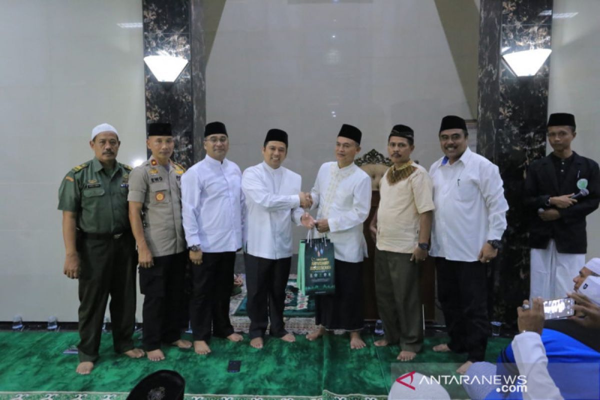 Pemkab Tangerang targetkan tarawih keliling kunjungi 1.000 masjid