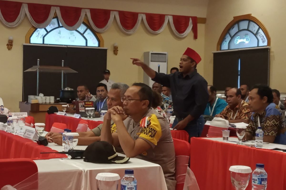 Pleno hasil DPD di Papua Barat diwarnai protes