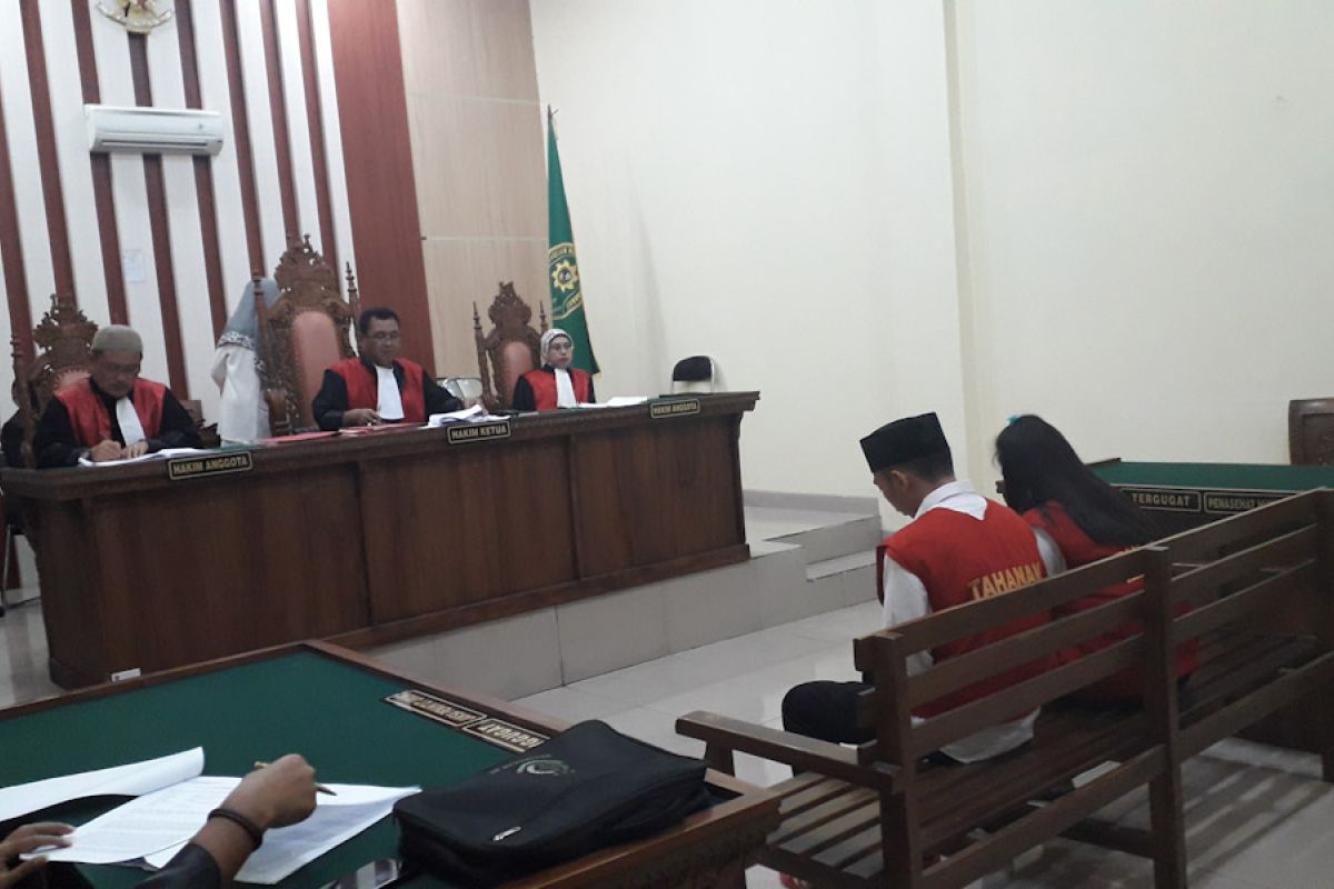 Jaksa tuntut pasangan kekasih  2,6 tahun penjara karena narkoba
