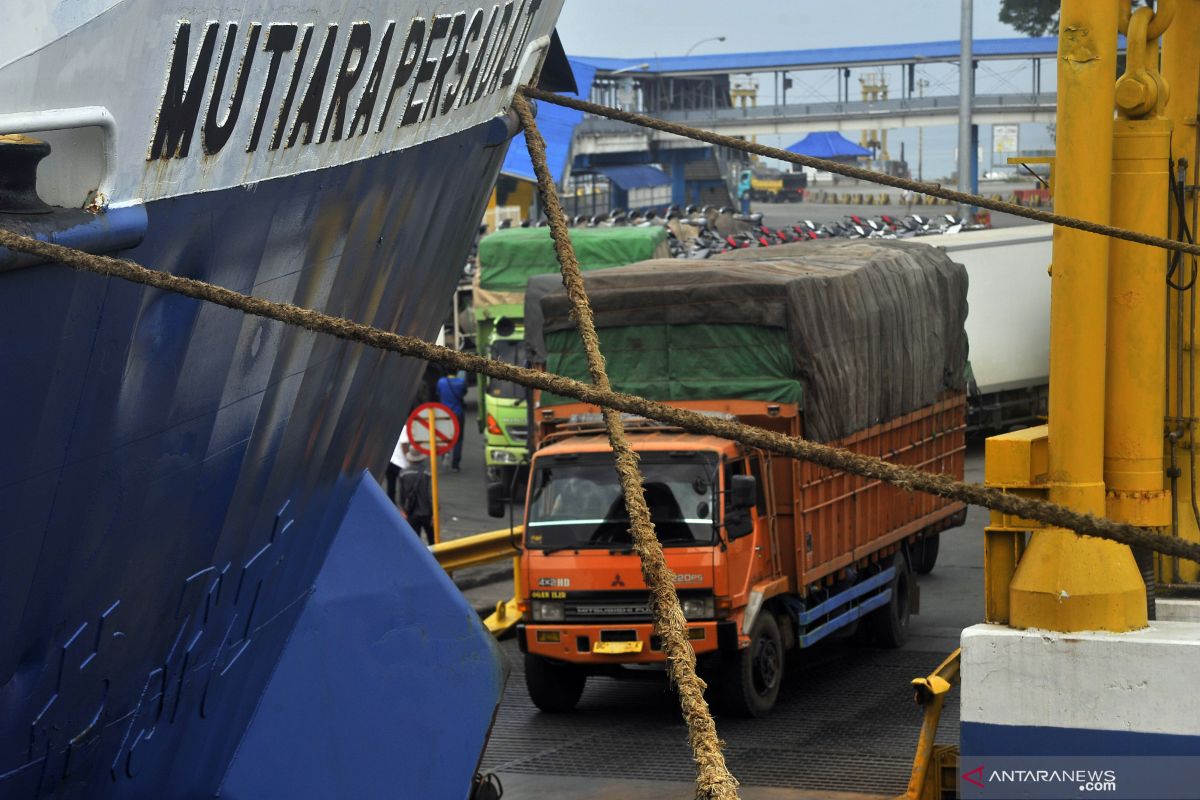 DPR ingatkan potensi melonjaknya penumpang Pelabuhan Merak