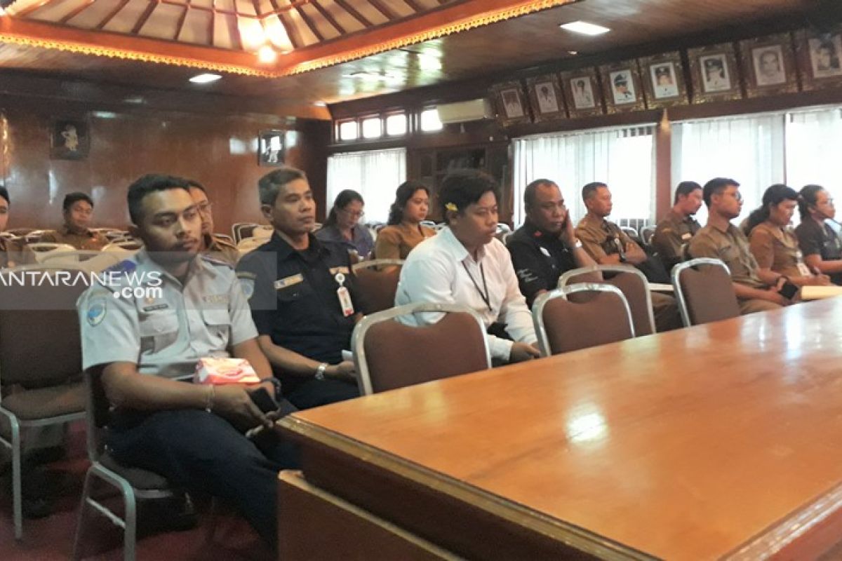 Respons keluhan masyarakat, Pemkab Gianyar bentuk Tim Medsos