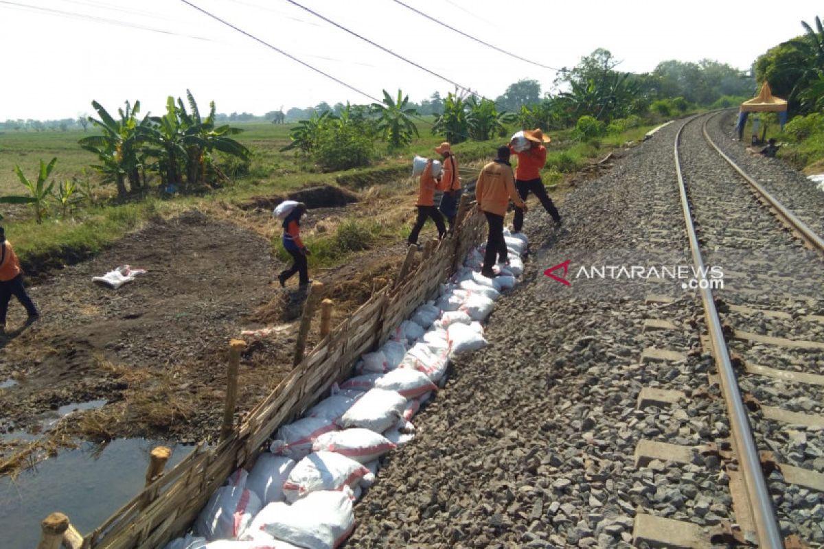 KAI targetkan jalur rel Pasuruan-Bangil tuntas sebelum 